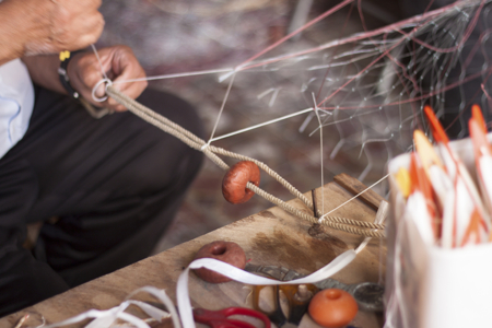 Weaving fishnet