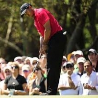 Tiger Woods Putting Game Continues To Fall
