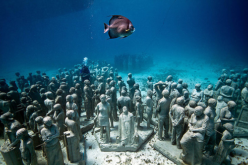 scuba diving in Cancun