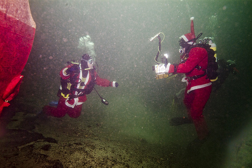 Vobster's Quay Scuba Diving Santa Splash