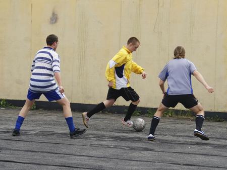 Soccer Cross kick Term